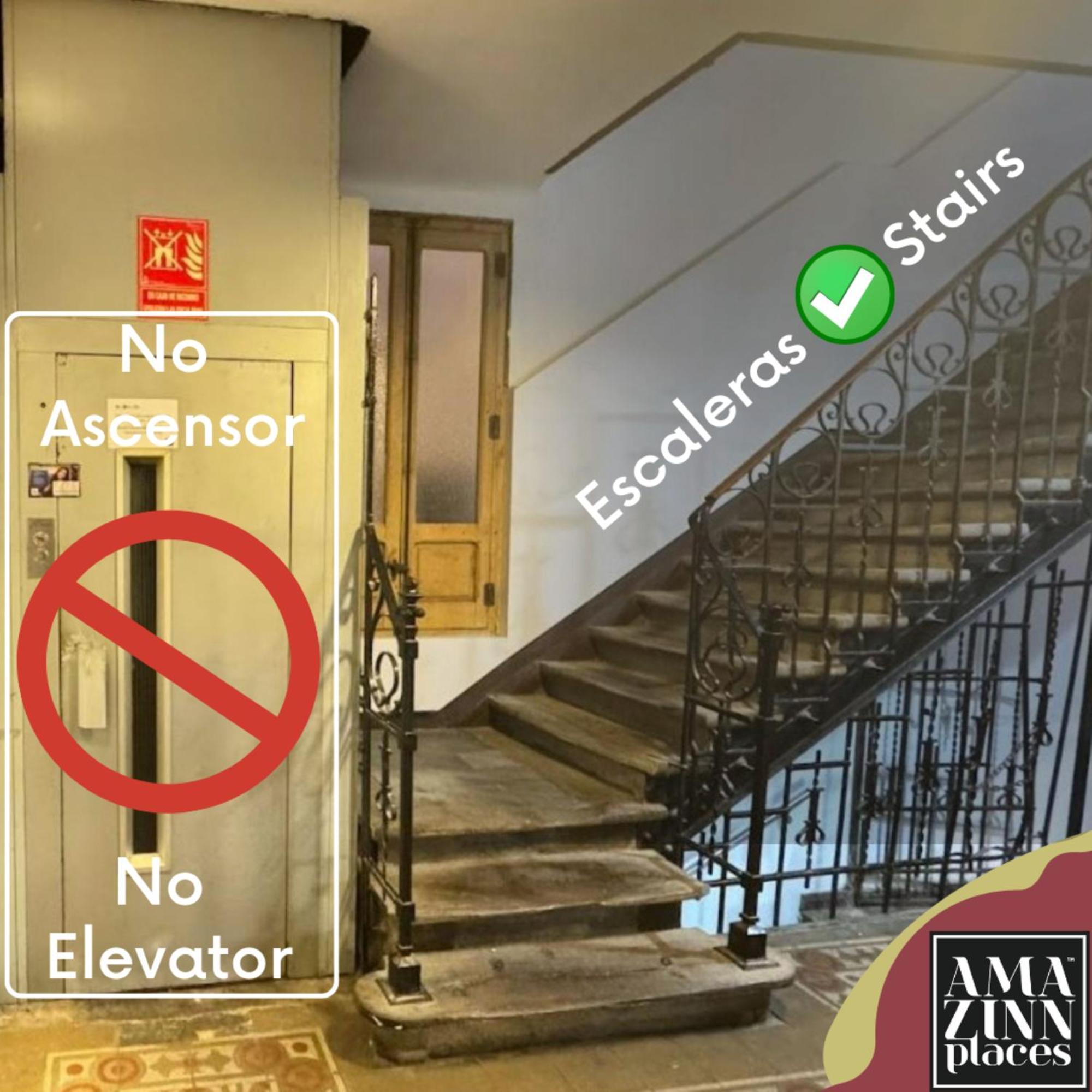 Ap Embajadores VIII Madrid Bagian luar foto